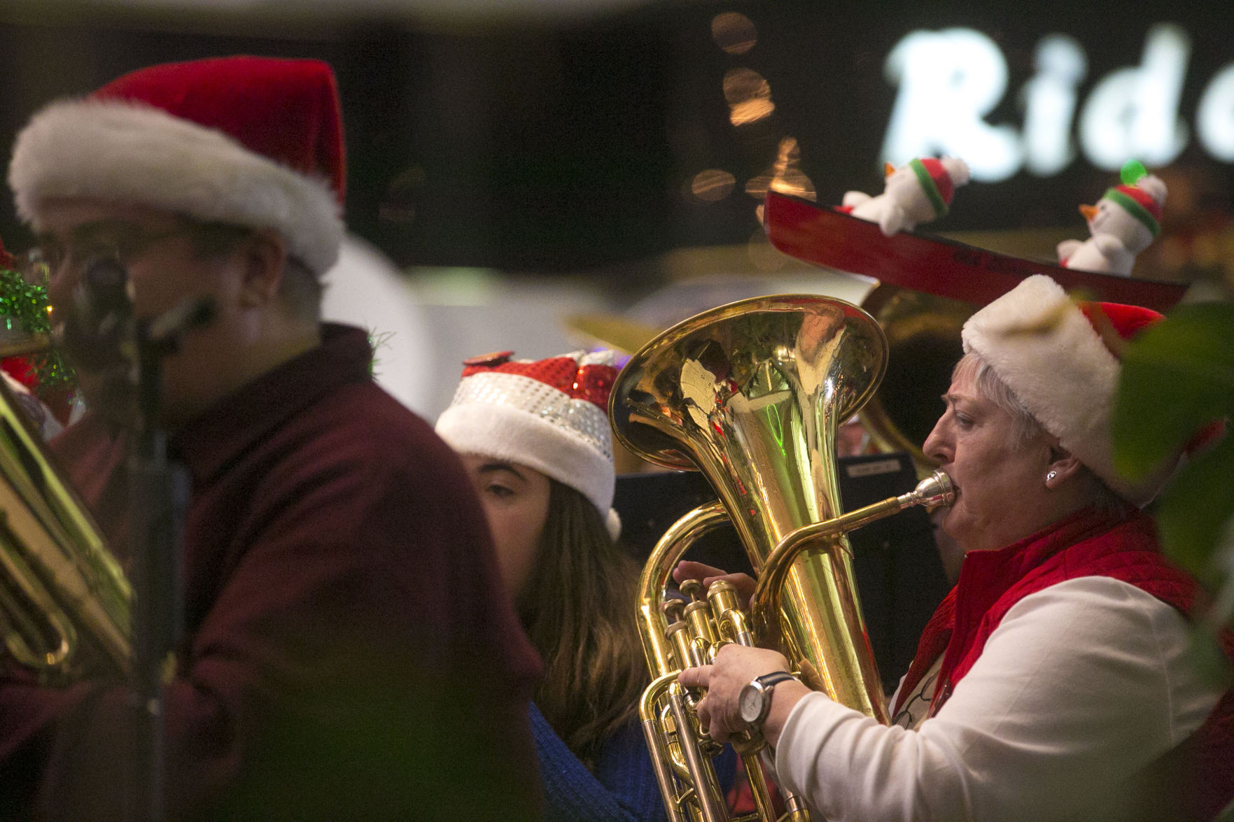 Tuba Christmas 17